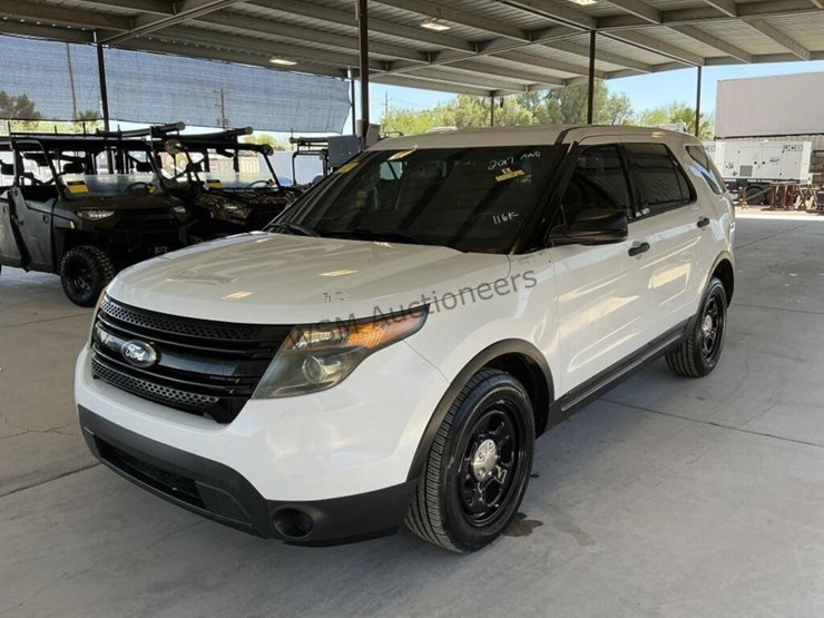 2014-ford-explorer-image-4