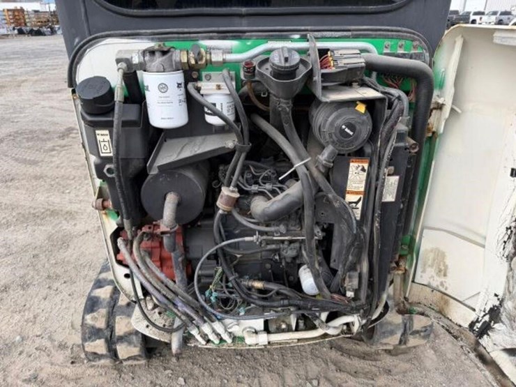 2013-bobcat-324-image-21