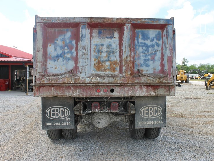 2004-chevrolet-kodiak-c6500-image-6