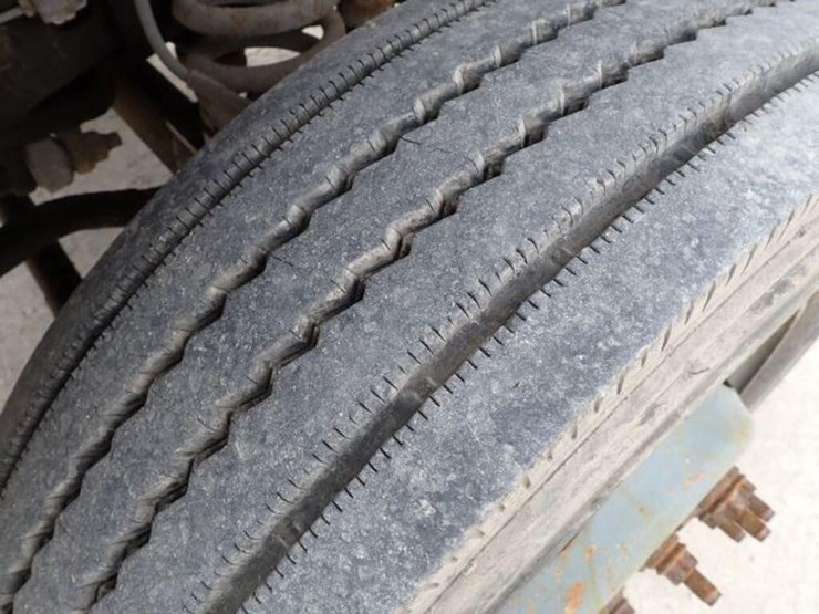 2014-ford-f550-xl-image-64