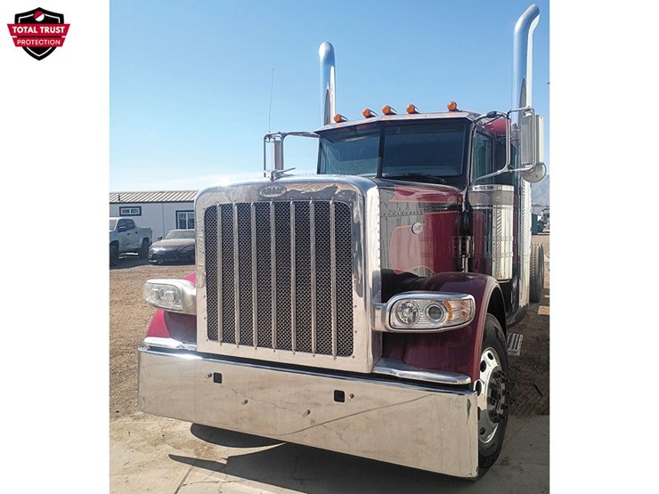 2022-peterbilt-379-image-3