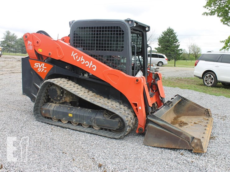 2022-kubota-svl97-2-image-3