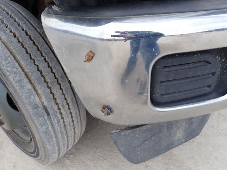 2014-ford-f550-xl-image-56