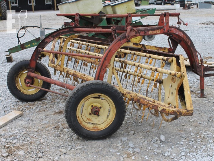 new-holland-256-image-1