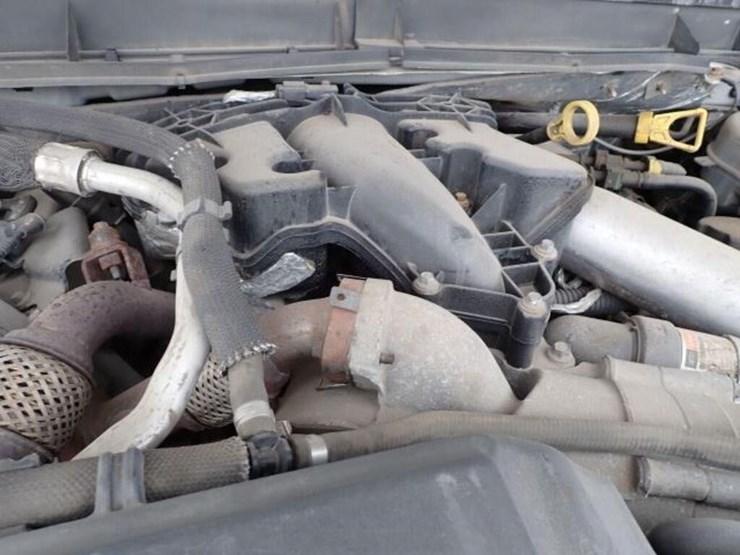 2014-ford-f550-xl-image-50