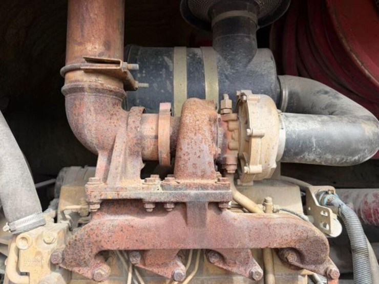 2009-mack-granite-gu813-image-43