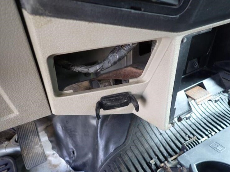 2008-ford-f550-xl-image-18