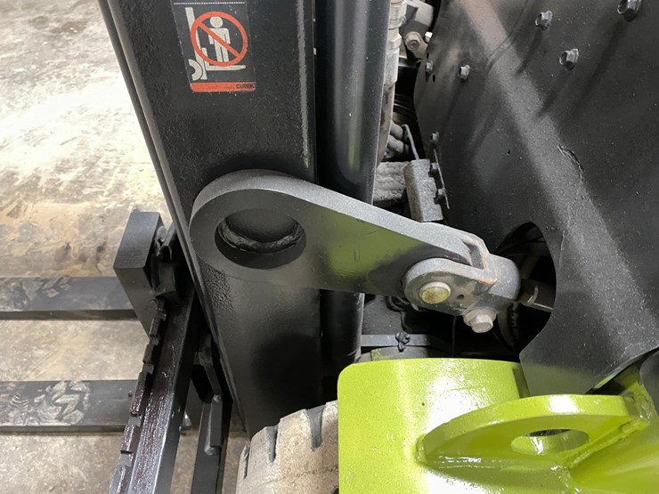 #302-•-clark-4,000lb-propane-forklift-image-14