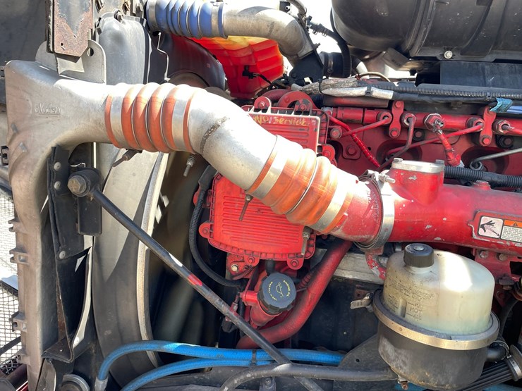 2013-kenworth-t660-image-72