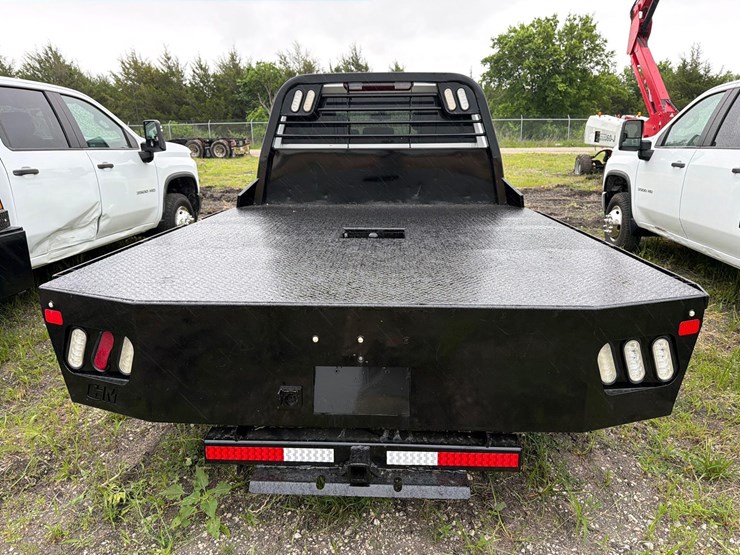 2021-chevrolet-3500-image-5