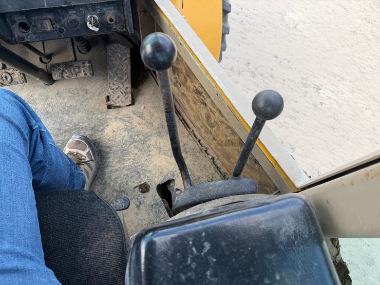 deere-544d-image-12