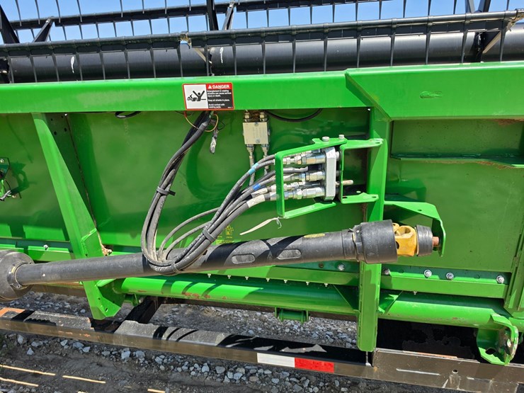 2015-john-deere-635f-image-7