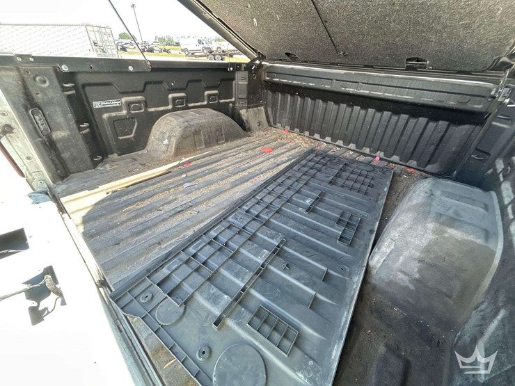 2022-chevrolet-silverado-1500-image-27