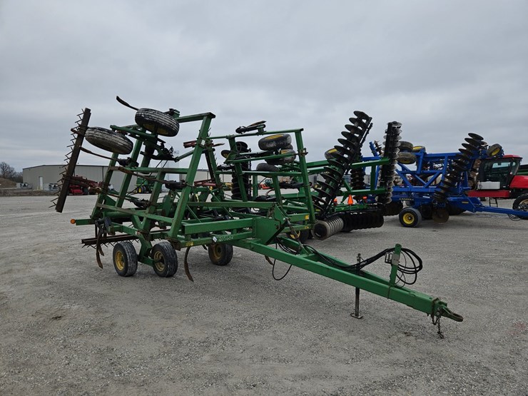 1998-john-deere-680-image-11