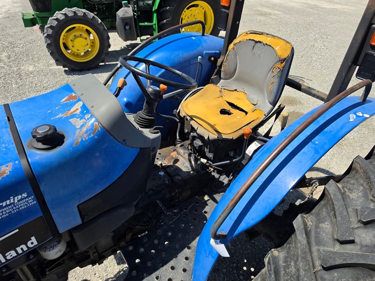 2006-new-holland-tt60a-image-11