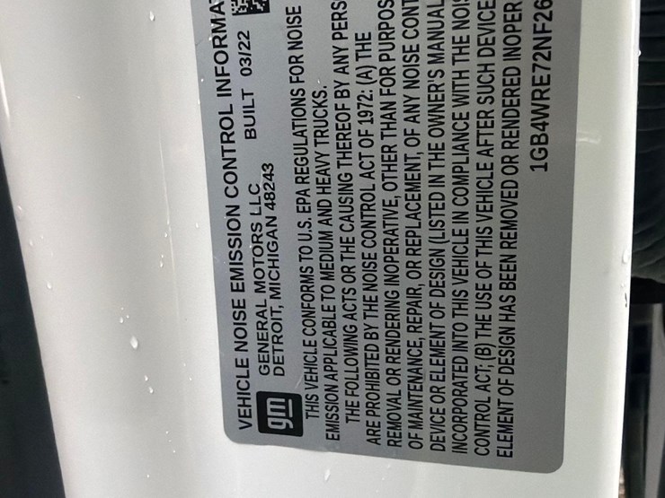 2022-chevrolet-3500-image-18