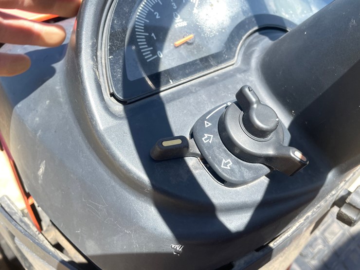 kubota-bx2670-image-41