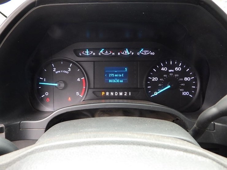 2020-ford-f550-image-34