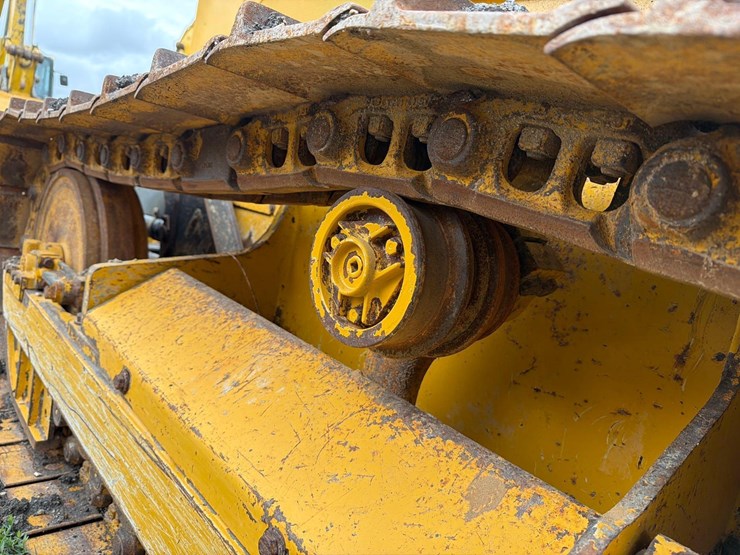 2022-deere-450-lt-image-11