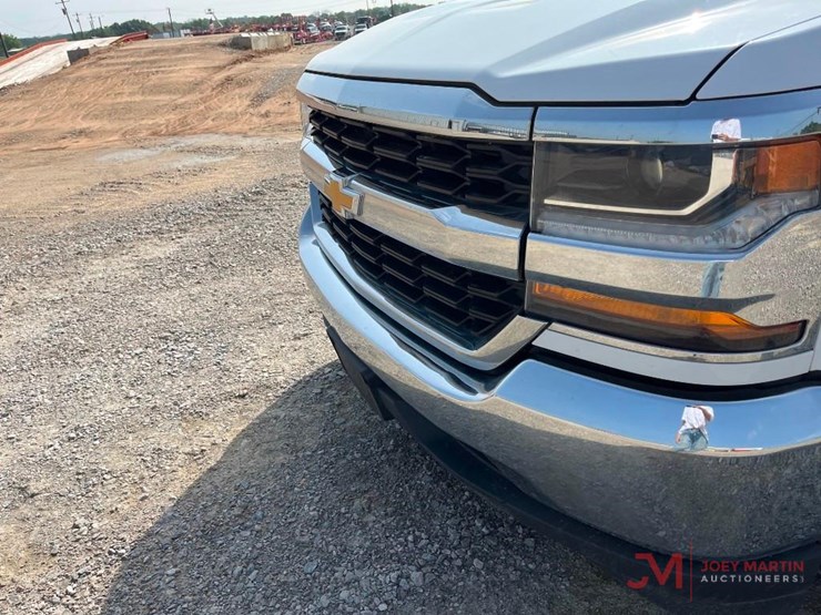 2019-chevrolet-silverado-1500-image-16