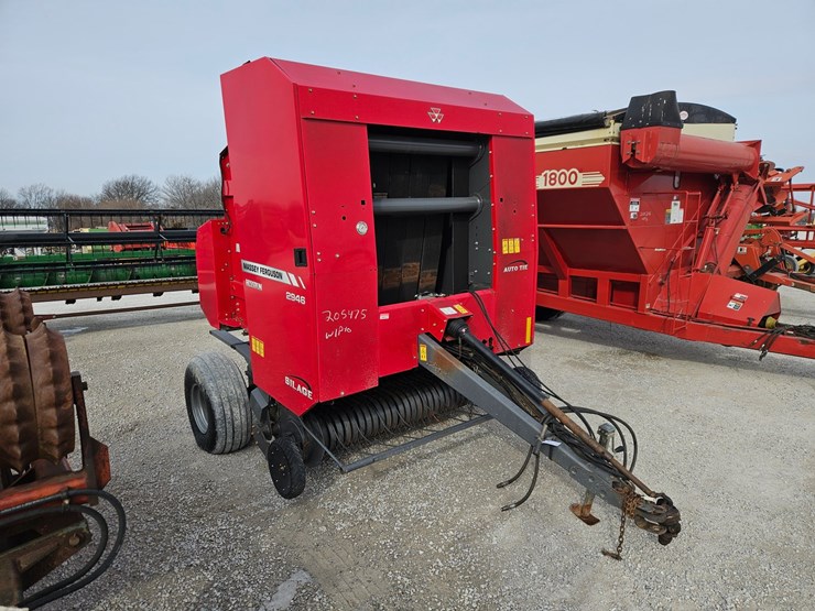 2015-massey-ferguson-2946-image-1