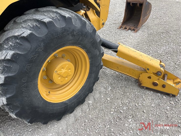 2021-caterpillar-420-image-9