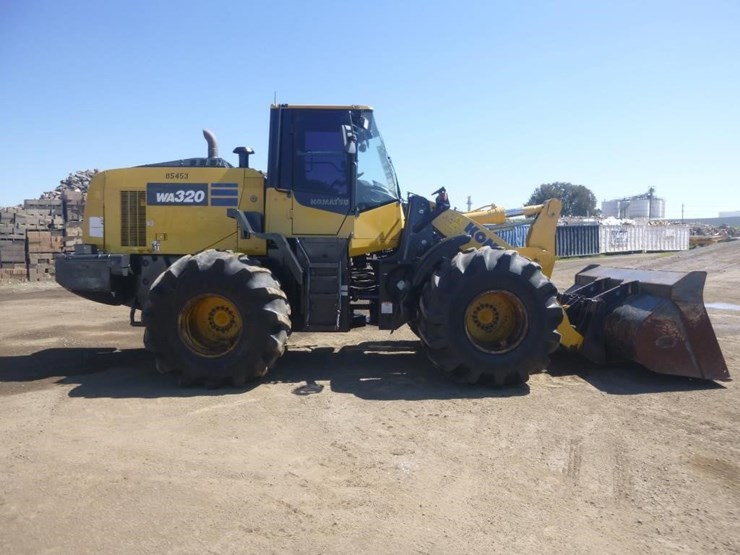 2018-komatsu-wa320-8-image-31