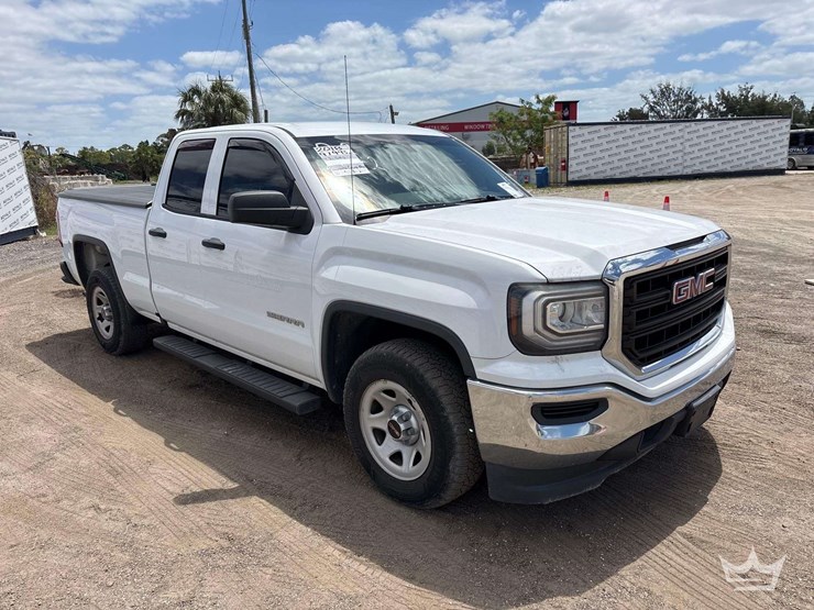 2018-gmc-sierra-1500-image-2