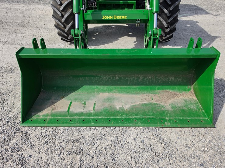 2023-john-deere-6130m-image-3