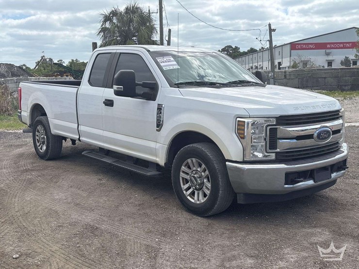 2018-ford-f250-image-2