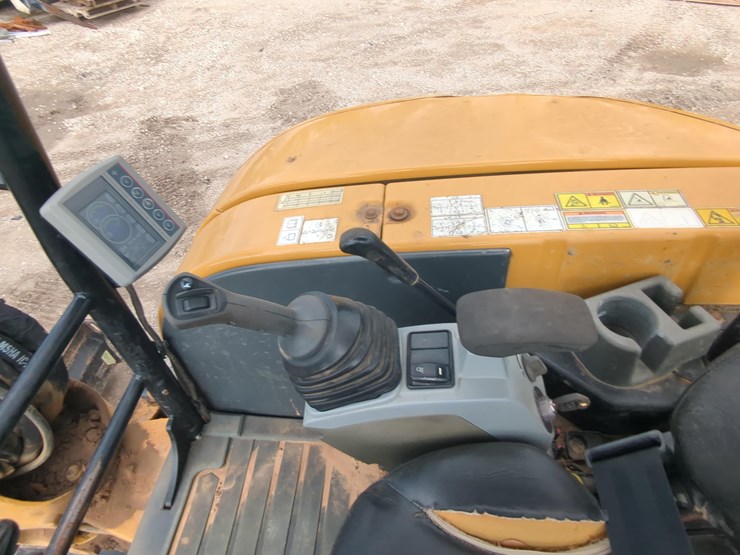 2021-caterpillar-305e2-image-15