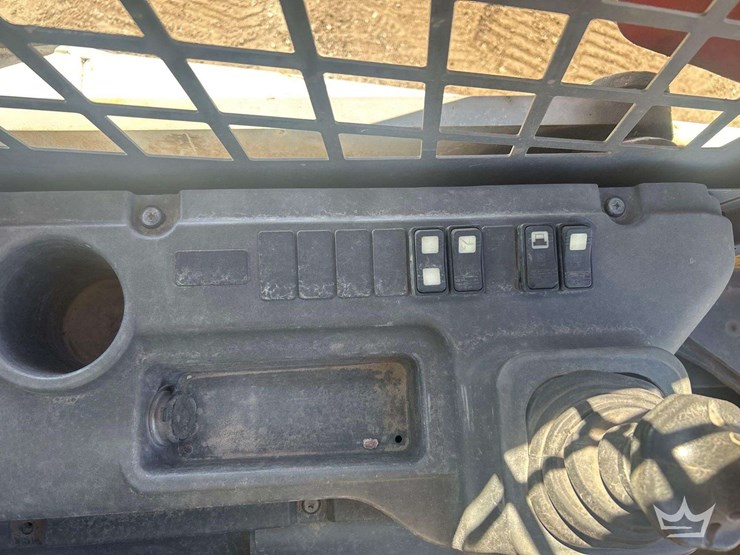 2020-takeuchi-tl10v2-image-21