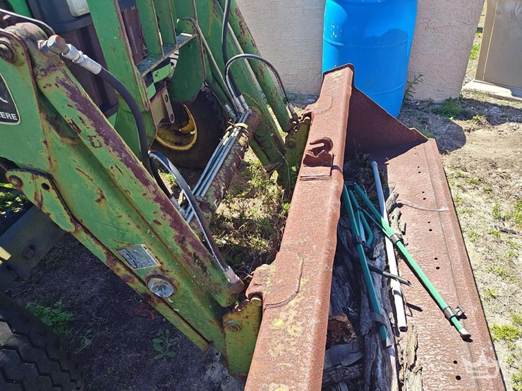2001-john-deere-5310-image-37