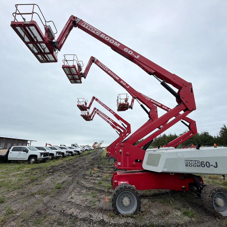 2021 MEC 60JD BOOM LIFT SN:14400909 4X4,