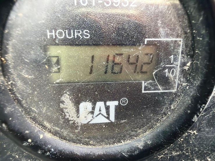 caterpillar-305.5-image-21
