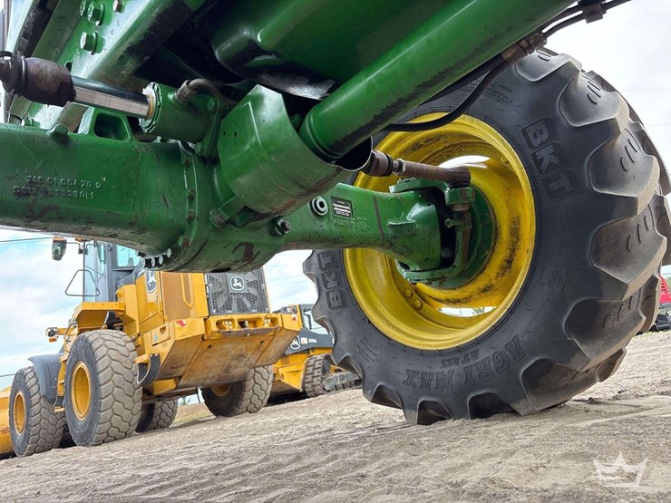 john-deere-7130-image-30