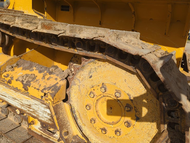 2022-deere-450-lt-image-12