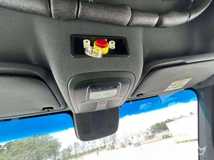 1992-ford-cargo-image-19
