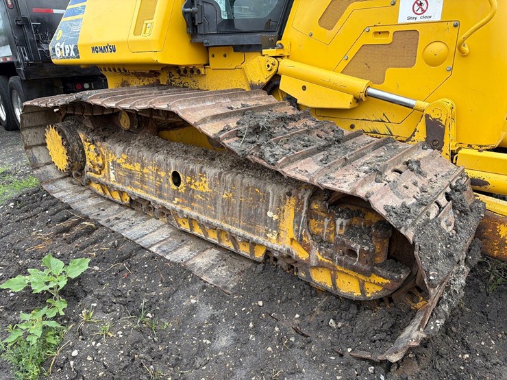 2020-komatsu-d61px-24-image-14