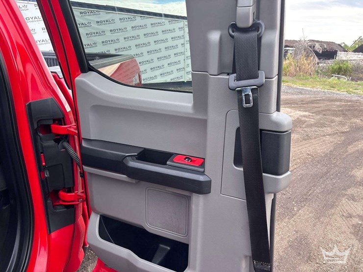 2019-ford-f150-image-17