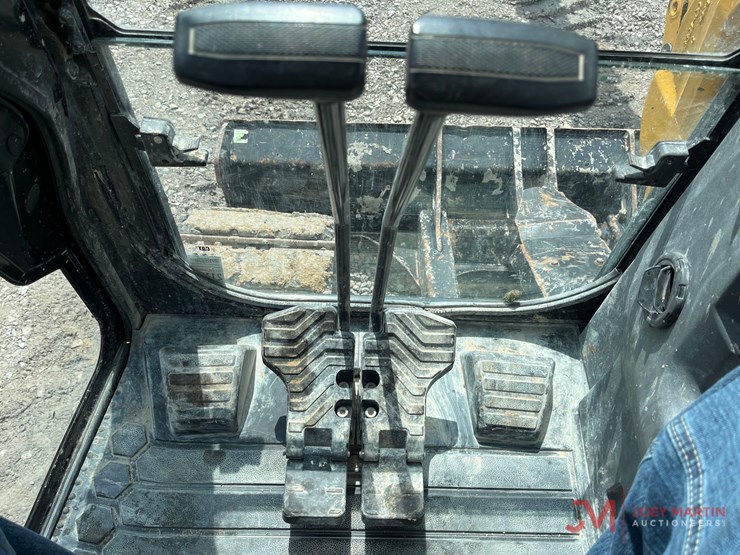 2022-caterpillar-308-cr-image-15