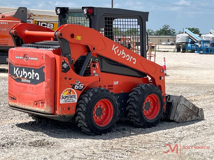 2020-kubota-ssv65-image-2