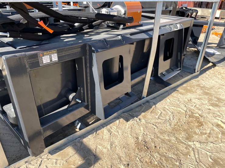 #2340-•-new-wolverine-skid-steer-screening-bucket-attachment-image-5