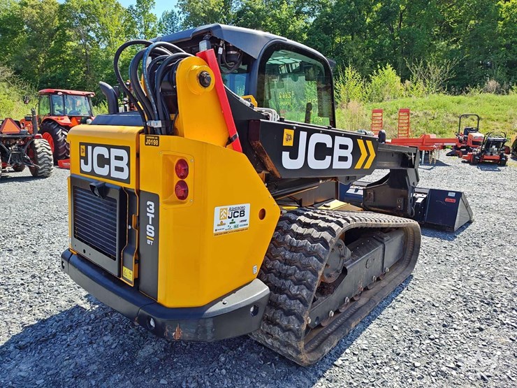 2024-jcb-3ts-8t-image-5