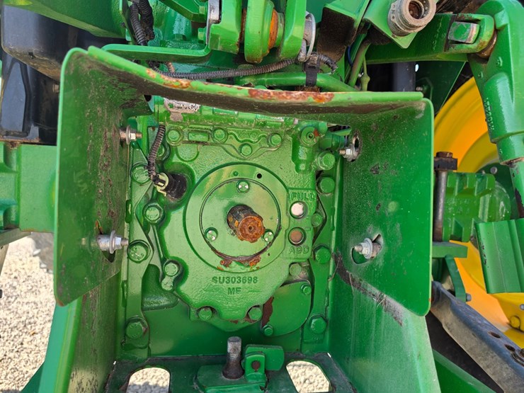 2018-john-deere-5075e-image-14
