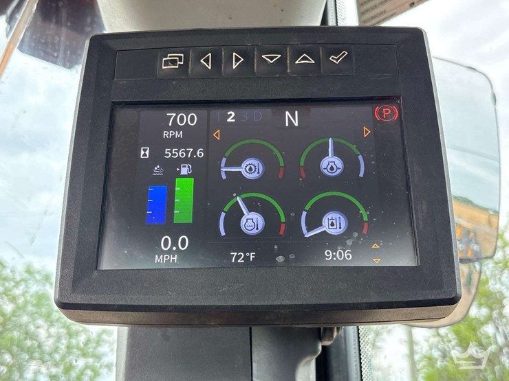 2019-deere-544l-image-33
