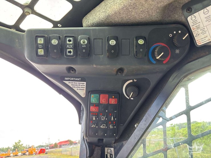 2022-deere-333g-image-20