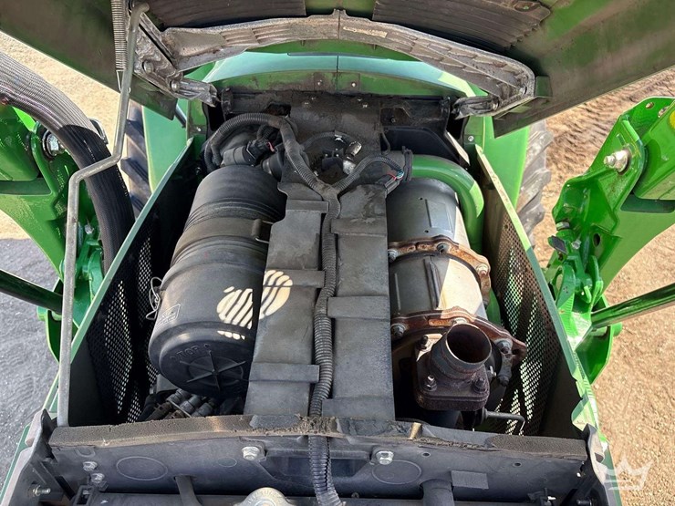 2016-john-deere-3039r-image-32