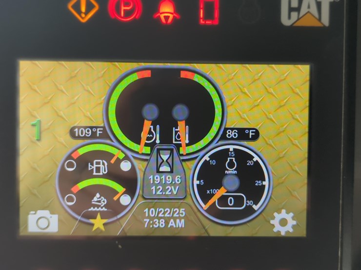 2020-caterpillar-299d3-image-14