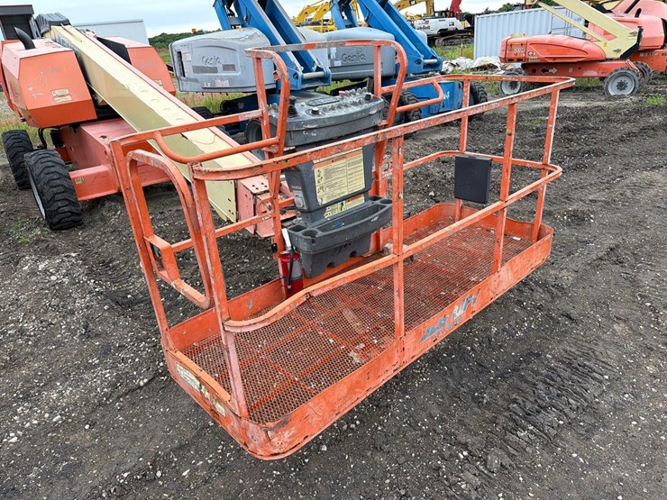 jlg-600s-image-10